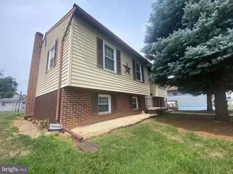 441 Mitchell Ave, Hagerstown, MD 21740