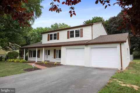 10609 Harry Heth Rd, Williamsport, MD 21795