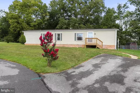 16306 Ayrshire Ct, Hagerstown, MD 21740