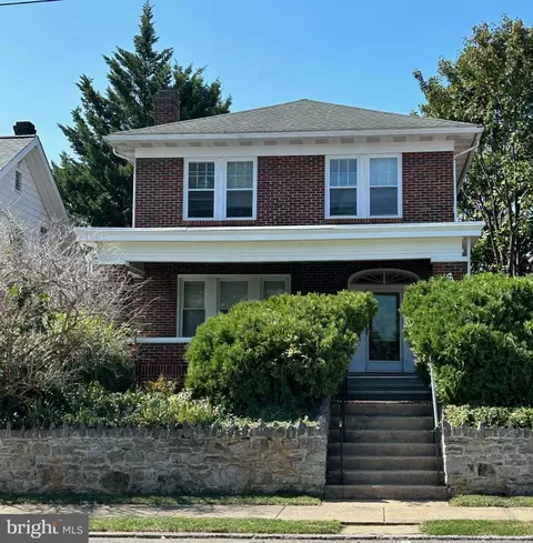 855 Summit Ave, Hagerstown, MD 21740