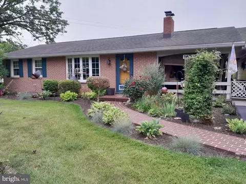 16706 Edward Doub Rd, Williamsport, MD 21795