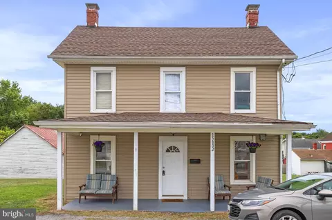 15802 Clear Spring Rd, Williamsport, MD 21795