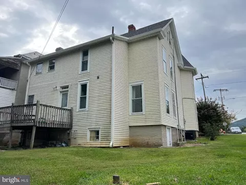 30 W Water St, Smithsburg, MD 21783 photo 10