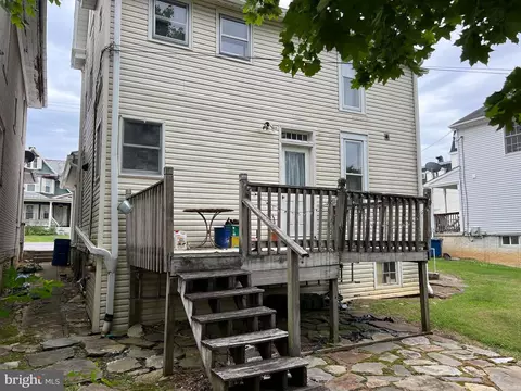30 W Water St, Smithsburg, MD 21783 photo 12