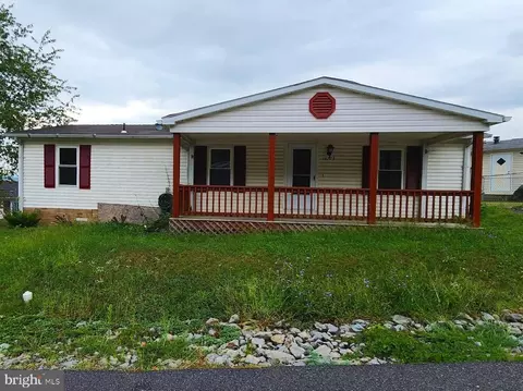 16223 Mcgregor Dr, Hagerstown, MD 21740