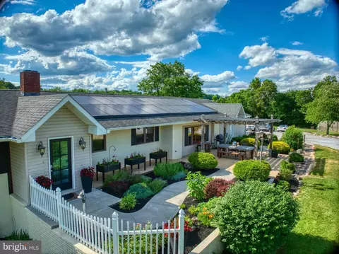 4040 Mills Rd, Sharpsburg, MD 21782