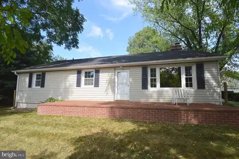 Exterior - 11112 Big Pool Rd, Big Pool, MD 21711 photo 5 of 26