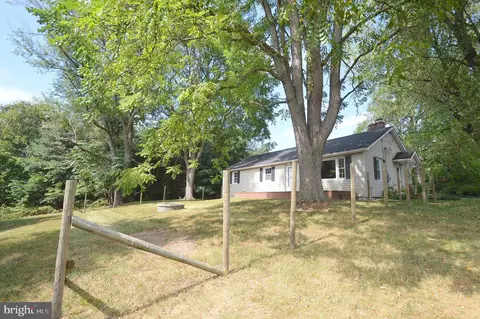 Exterior - 11112 Big Pool Rd, Big Pool, MD 21711 photo 9 of 26