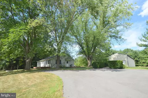 Exterior - 11112 Big Pool Rd, Big Pool, MD 21711 photo 3 of 26