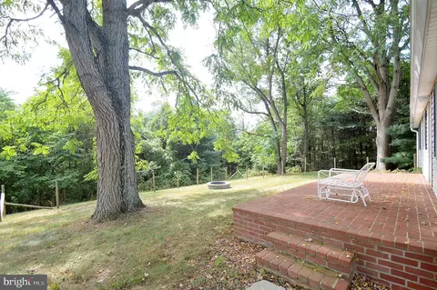 Exterior - 11112 Big Pool Rd, Big Pool, MD 21711 photo 12 of 26