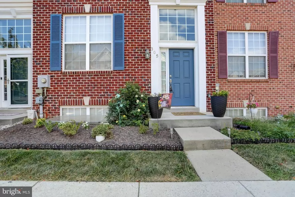  305 Green Fern Cir, Boonsboro, MD 21713 photo 2