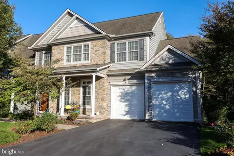 13038 Hawkins Cir, Hagerstown, MD 21742