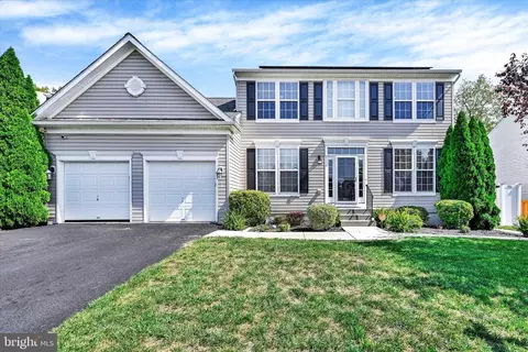 1114 Star Dr, Hagerstown, MD 21742