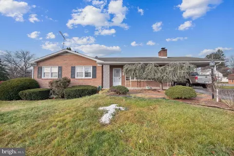 299 Pangborn Blvd, Hagerstown, MD 21740