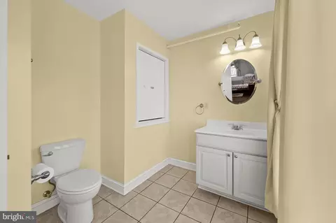 Bath - 7 Taney St S, Hancock, MD 21750 photo 7 of 7