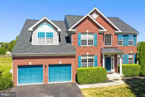 18266 Misty Acres Dr, Hagerstown, MD 21740