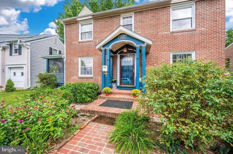 1010 Woodland Way, Hagerstown, MD 21742