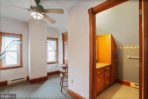 25 W Water St, Smithsburg, MD 21783 photo 66