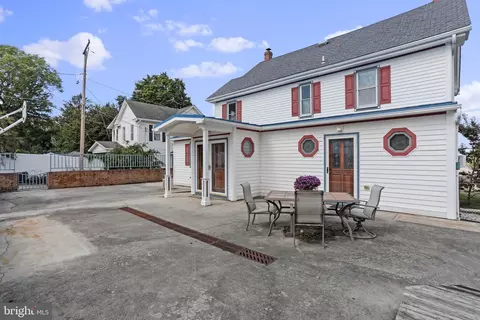 25 W Water St, Smithsburg, MD 21783 photo 18
