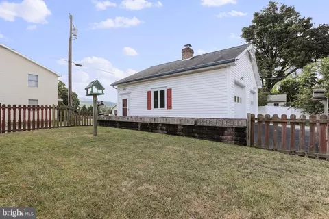 25 W Water St, Smithsburg, MD 21783 photo 26