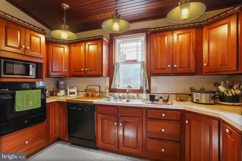 25 W Water St, Smithsburg, MD 21783 photo 38
