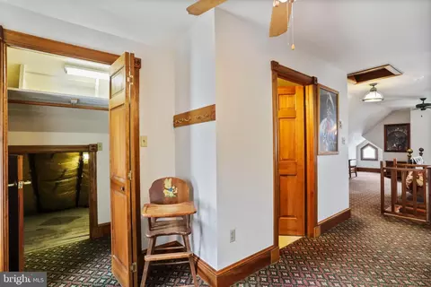 25 W Water St, Smithsburg, MD 21783 photo 70
