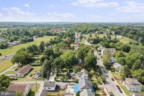 25 W Water St, Smithsburg, MD 21783 photo 86