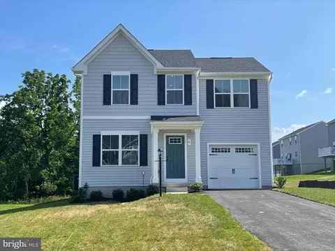 29 Bessy Naomi Dr, Hagerstown, MD 21740