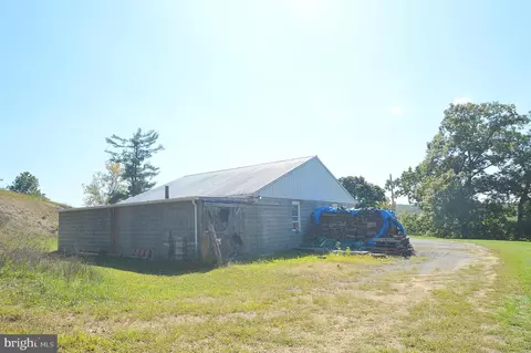 184 E Main St E, Hancock, MD 21750 photo 49