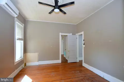 184 E Main St E, Hancock, MD 21750 photo 8