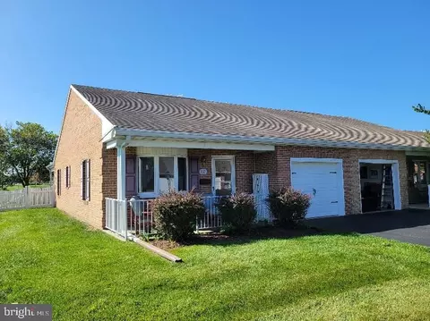 157 Buttercup Dr, Hagerstown, MD 21740