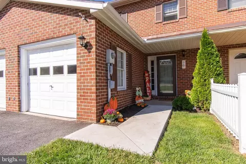70 Johnson Ter, Smithsburg, MD 21783