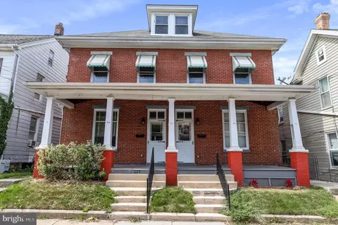 631 N Mulberry St, Hagerstown, MD 21740