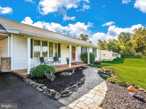 13035 Saint Paul Rd, Clear Spring, MD 21722 photo 2