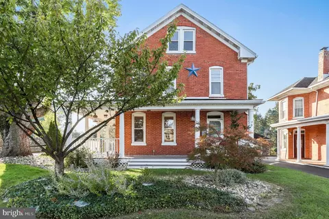 17511 Virginia Ave, Hagerstown, MD 21740