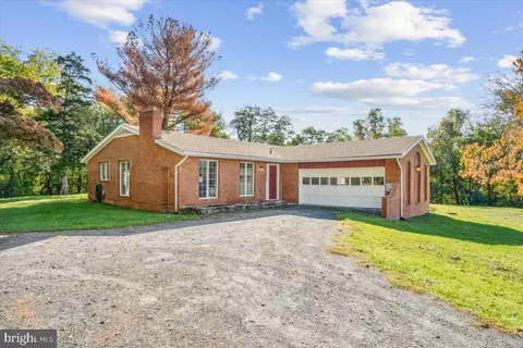 19404 Gristmill Ln, Knoxville, MD 21758