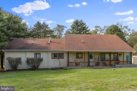 14416 White Oak Rdg, Hancock, MD 21750