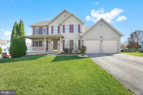 13563 Pulaski Dr, Hagerstown, MD 21742