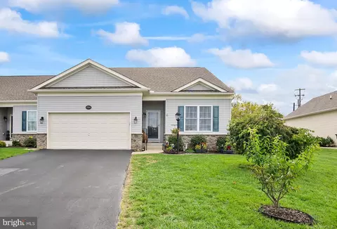 17941 Constitution Cir, Hagerstown, MD 21740