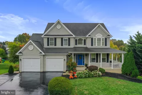 13207 Gentry Dr, Hagerstown, MD 21742