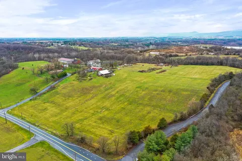 13224 Greencastle Pike, Hagerstown, MD 21740