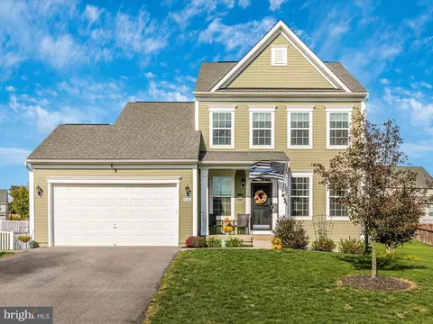 18314 Thornhill Ct, Hagerstown, MD 21740