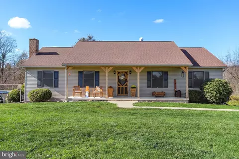 13106 Exline Rd, Hancock, MD 21750