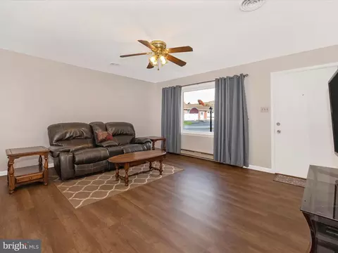 2 Schaller Ln, Smithsburg, MD 21783 photo 6