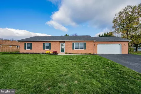100 S Valley Dr, Hagerstown, MD 21740