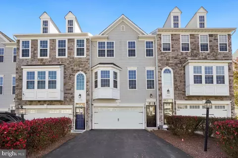 10317 Lantern Ln, Hagerstown, MD 21740
