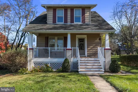 12207 W Lawn Ln, Hagerstown, MD 21740