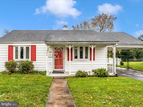 1204 Glenwood Ave, Hagerstown, MD 21742