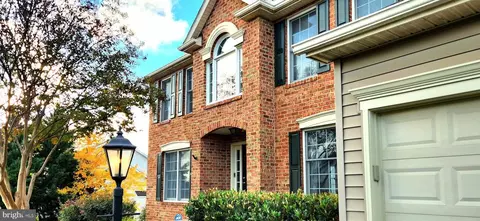 13522 Halifax Dr, Hagerstown, MD 21742