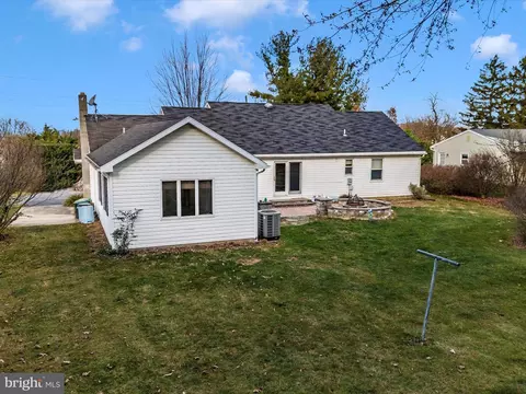22441 Cave Hill Rd, Smithsburg, MD 21783 photo 9